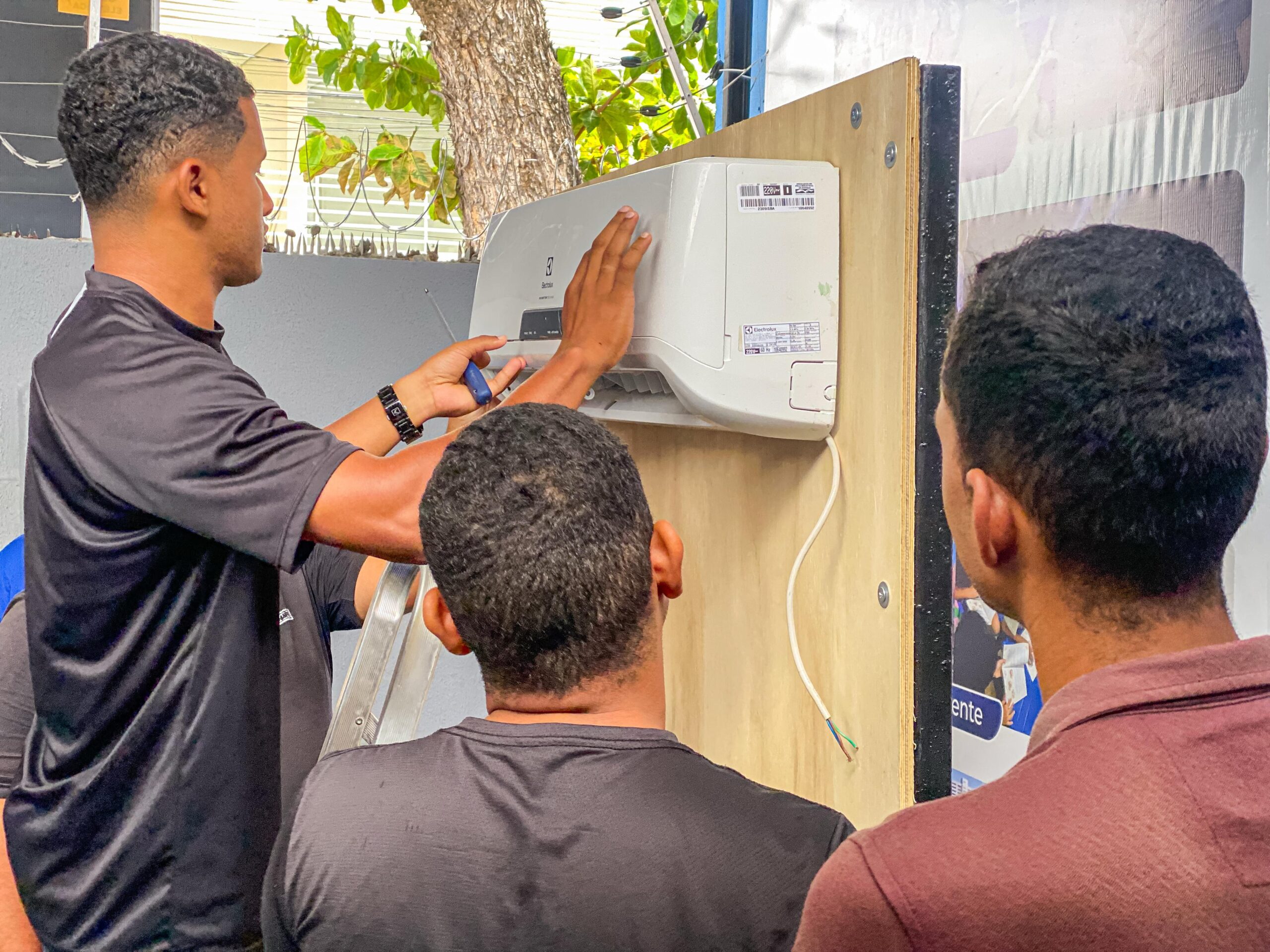 WhatsApp Image 2025-04-30 at 09.40.10