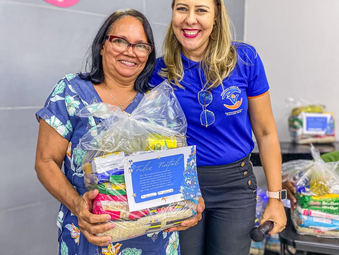 A Associação Instituto Visão Inovar realizou nesta semana a sua confraternização de fim de ano c (6)